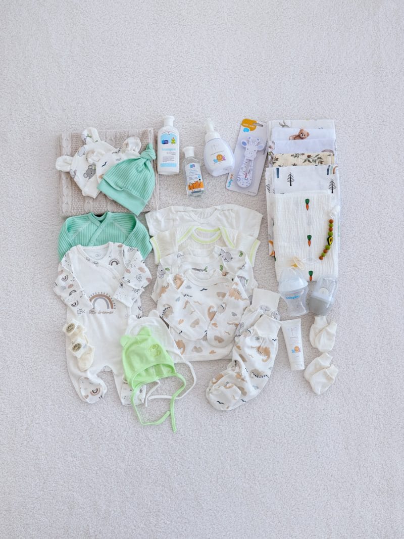 Набір в нейтральному кольорі