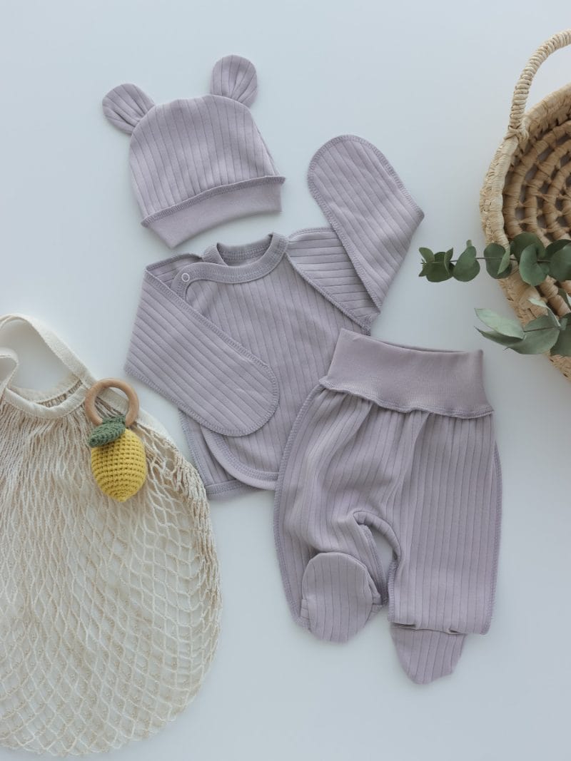 Костюм з роспашонкою Костюм з роспашонкою