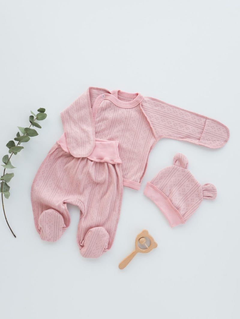 Костюм з роспашонкою