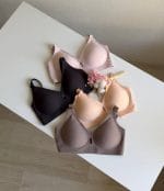 Безшовний бюст для годування