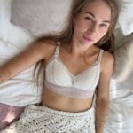 Бюст для годування