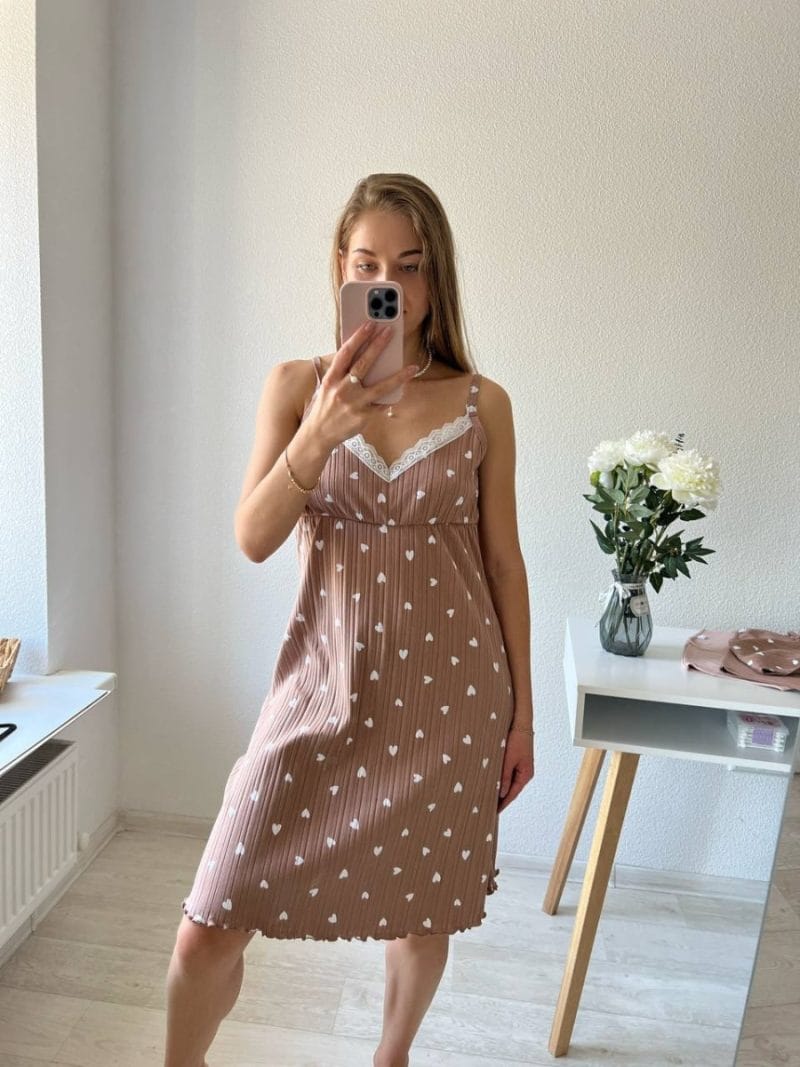 Сорочка для годування